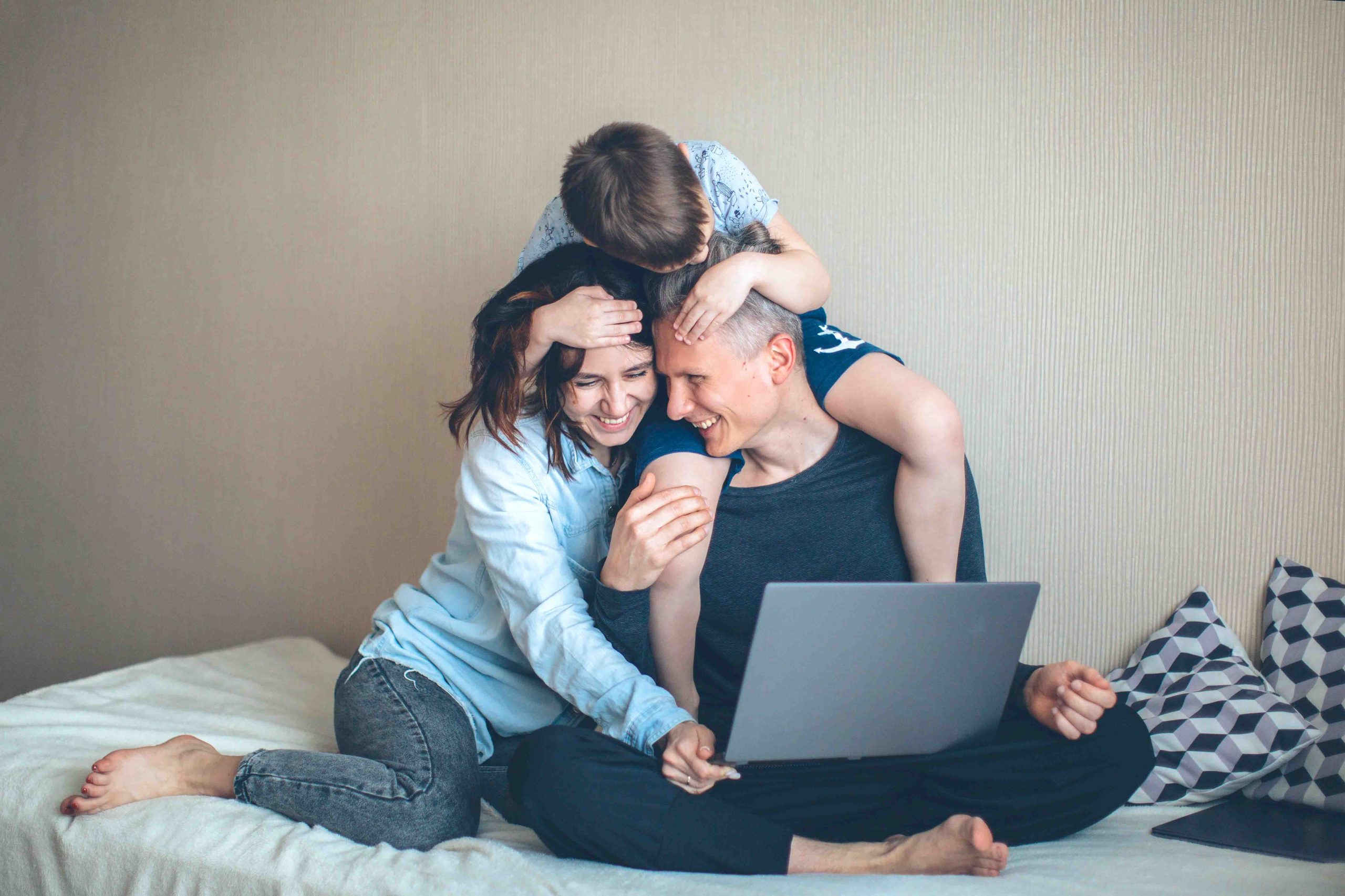 Parents Ultimate Guide to Virtual Playdates During Social Distancing