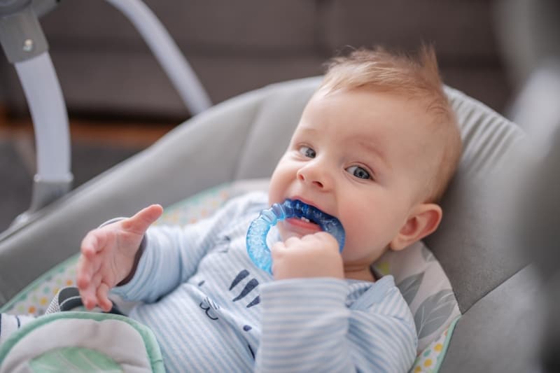 Help the Child During Teething