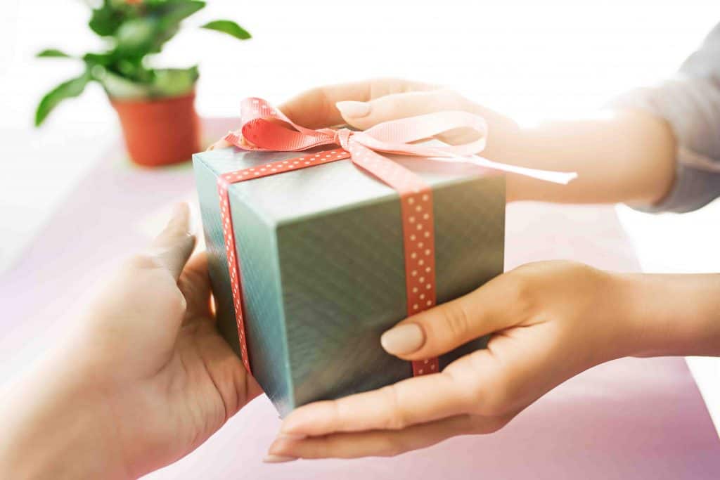 15 Tips Ideas For Choosing Personalized Baby Gifts