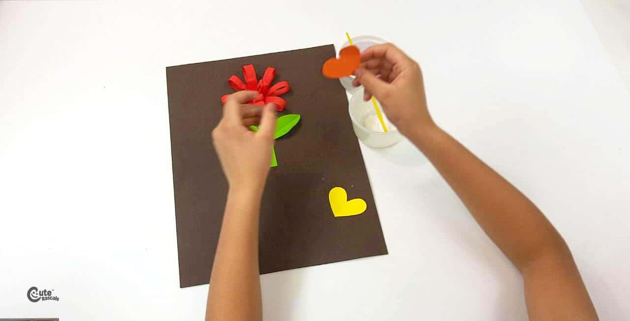 Decorate the card with hearts. Easy mother's day craft ideas for kids