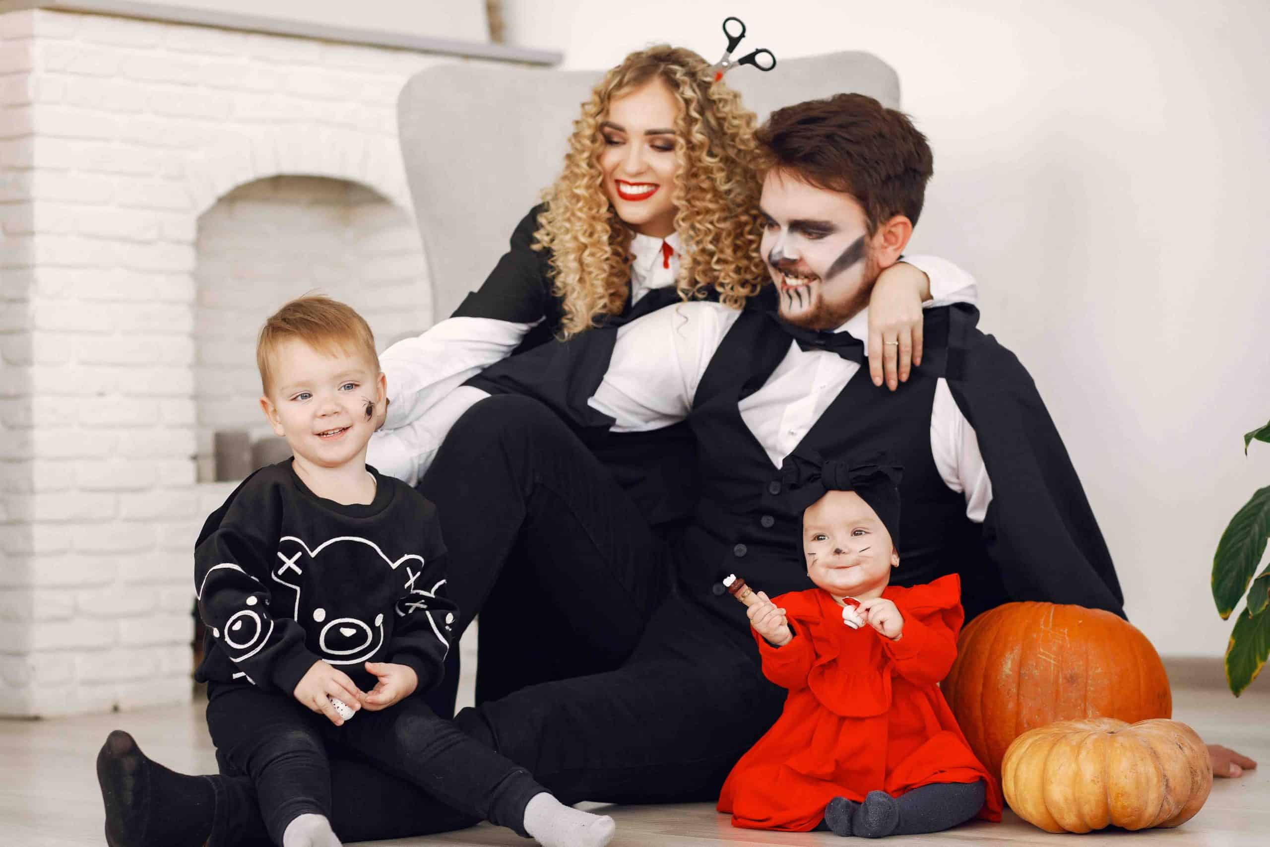Fun, Easy and Sinful Ideas to Match Couple Outfits this Halloween Festival?